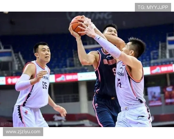 成都篮球队与武汉篮球队实力对比赛后复盘分析与总结