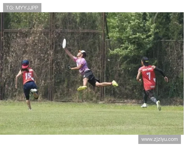 武汉飞盘队在极限运动嘉年华中的精彩表现与状态分析