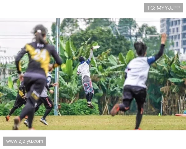 深圳飞盘队技术革新引发热议助力飞盘运动蓬勃发展
