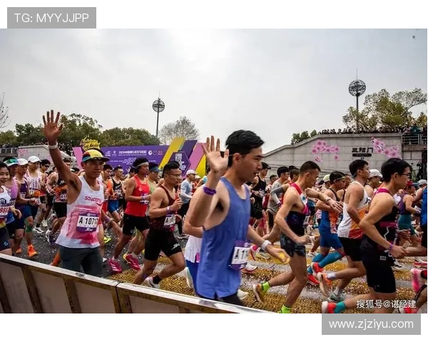 成都街舞队在马拉松大满贯中的精彩配合表现全解析